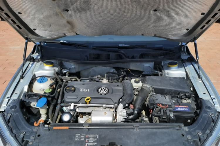 Used Volkswagen Lavida 2013 1.4TSI DSG Comfort Edition Engine Bay