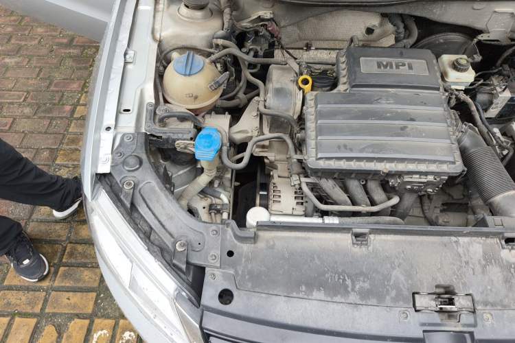 Used Volkswagen Lavida 2013 Restyled Classic 1.6L Automatic Comfort Edition Engine Bay Right