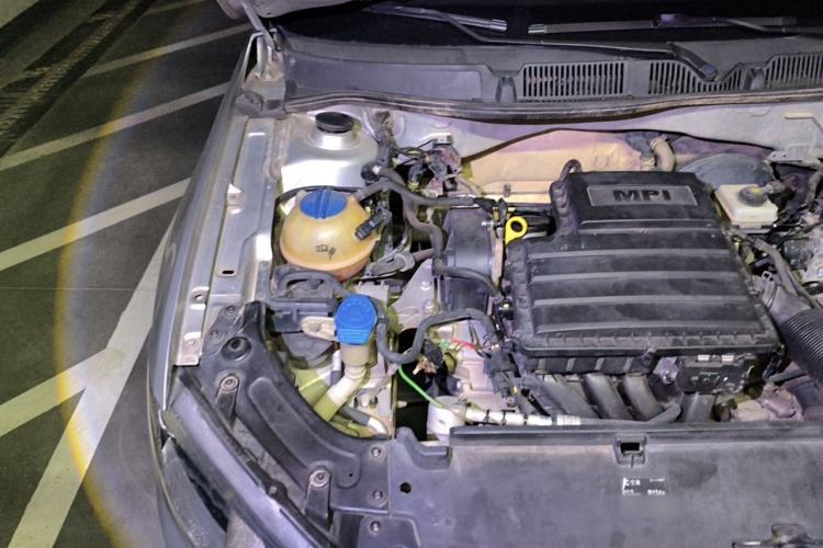 Used Volkswagen Lavida 2013 Revised Classic 1.6L Automatic Fashion Edition Engine Bay Right