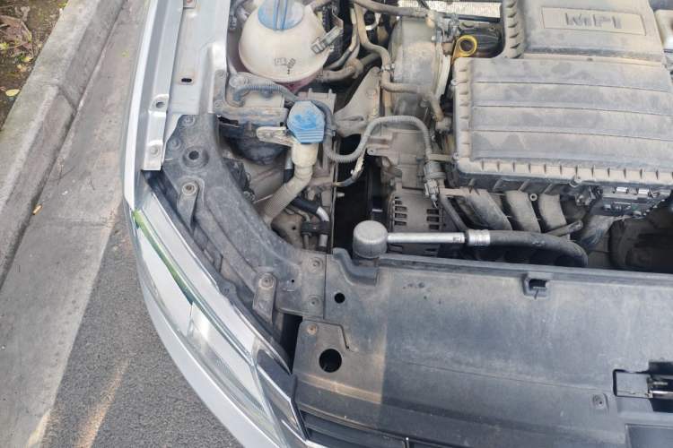 Used Volkswagen Lavida 2013 Restyled Classic 1.6L Automatic Comfort Edition Engine Bay Right