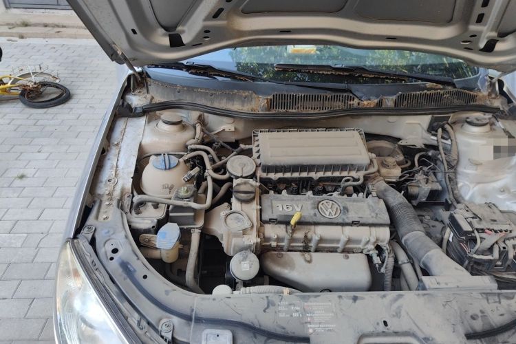 Used Volkswagen Lavida 2013 Classic 1.6L Manual Fashion Edition Engine Bay Right
