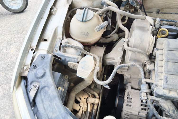 Used Volkswagen Lavida 2013 Restyled Classic 1.6L Automatic Comfort Edition Engine Bay Right
