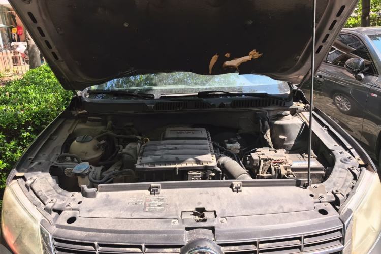 Used Volkswagen Lavida 2013 Restyled Classic 1.6L Automatic Comfort Edition Engine Bay