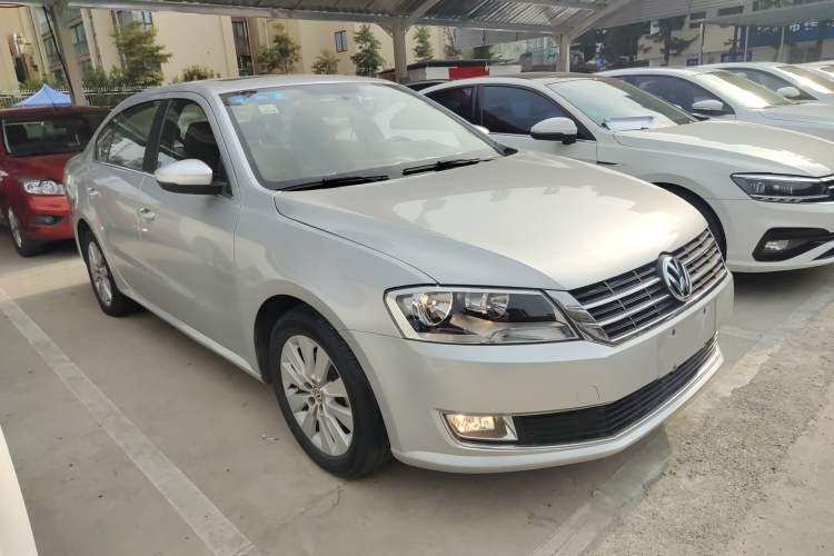 Used Volkswagen Lavida 2013 Restyled Classic 1.6L Automatic Comfort Edition Exterior 1