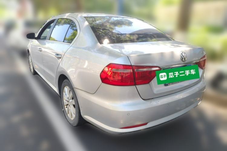 Used Volkswagen Lavida 2013 Restyled Classic 1.6L Automatic Comfort Edition Exterior 3