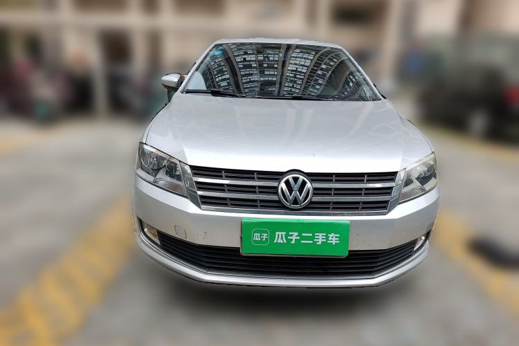 Used Volkswagen Lavida 2013 1.6L Automatic Comfort Edition Front