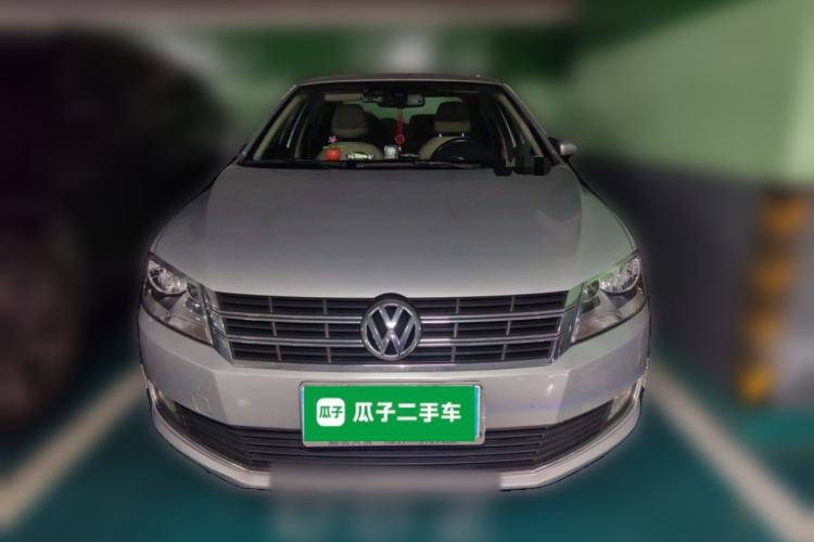 Used Volkswagen Lavida 2013 Revised Version 1.6L Automatic Luxury Edition Front
