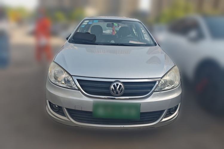 Used Volkswagen Lavida 2013 Classic 1.6L Manual Fashion Edition Front