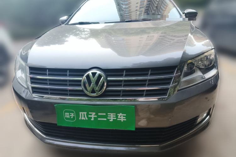 Used Volkswagen Lavida 2013 1.6L Manual Comfort Edition Front