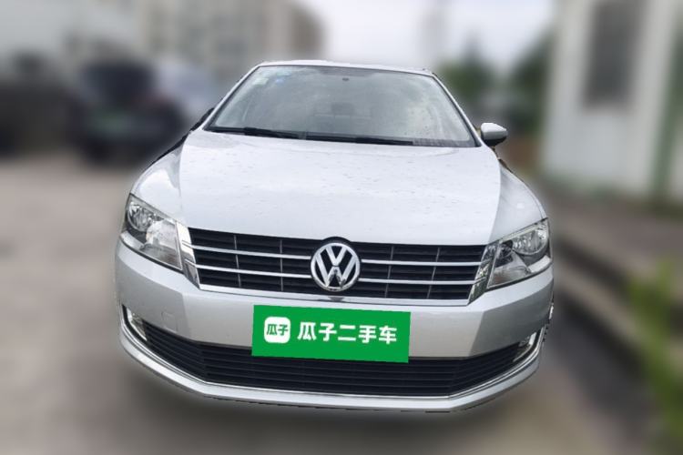 Used Volkswagen Lavida 2013 Restyled Classic 1.6L Manual Comfort Edition Front