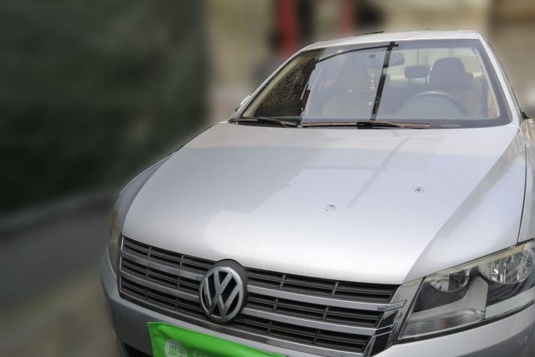 Used Volkswagen Lavida 2013 1.6L Automatic Comfort Edition Front