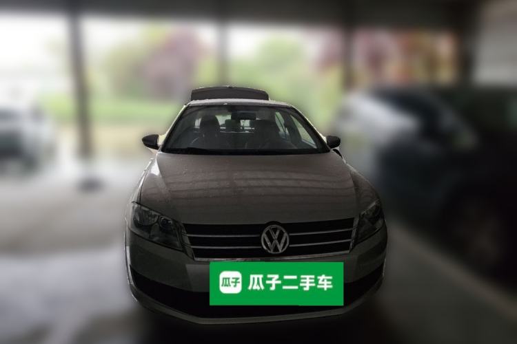 Used Volkswagen Lavida 2013 Revised Classic 1.6L Manual Fashion Edition Front