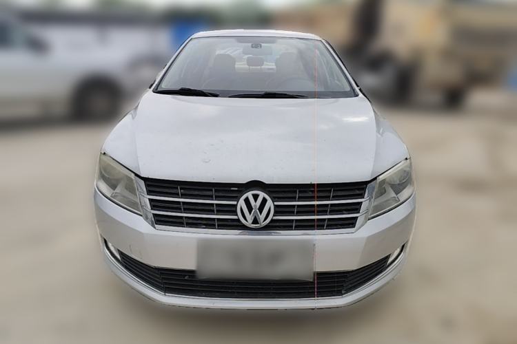 Used Volkswagen Lavida 2013 Revised Version 1.6L Automatic Luxury Edition Front