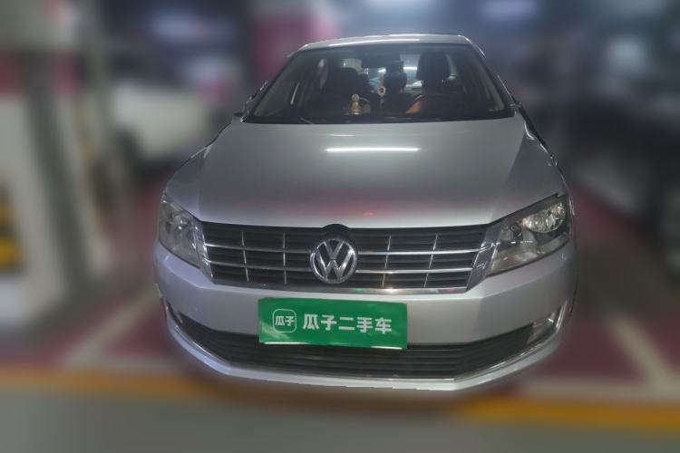 Used Volkswagen Lavida 2013 1.6L Automatic Comfort Edition Front