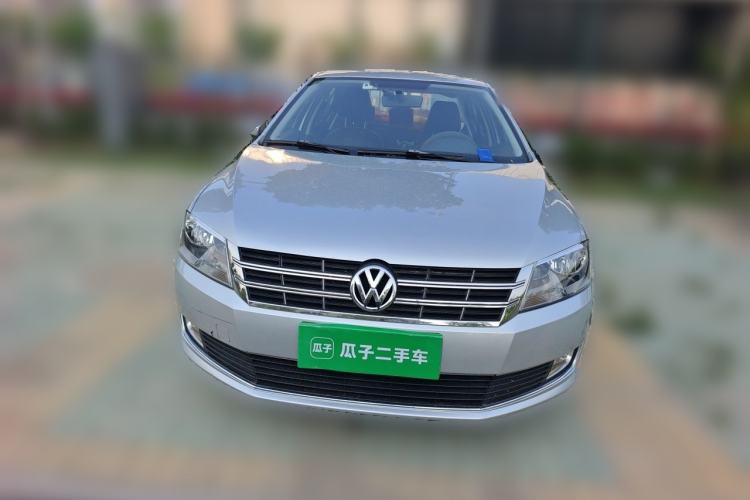 Used Volkswagen Lavida 2013 1.6L Automatic Comfort Edition Front