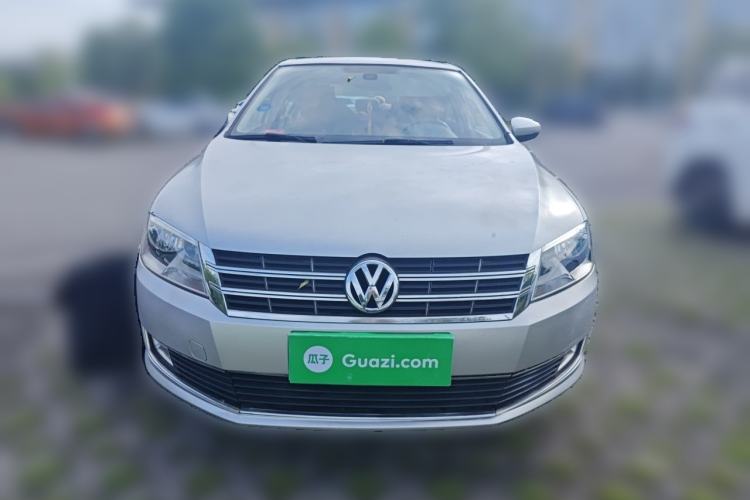 Used Volkswagen Lavida 2013 1.4TSI DSG Luxury Edition Front