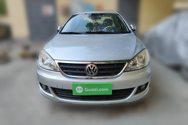 Used Volkswagen Lavida 2013 Classic 1.6L Manual Fashion Edition Front