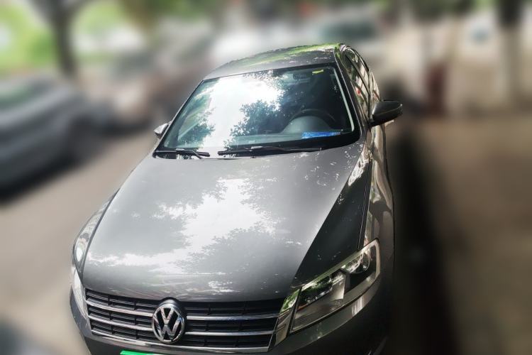Used Volkswagen Lavida 2013 Revised Classic 1.6L Automatic Fashion Edition Front