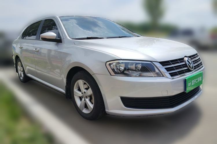 Used Volkswagen Lavida 2013 Revised Classic 1.6L Automatic Fashion Edition Front Right 45 Deg