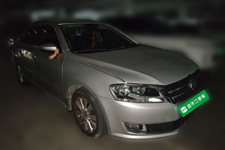 Used Volkswagen Lavida 2013 Revised Version 1.4 TSI DSG Comfort Edition Front Right 45 Deg