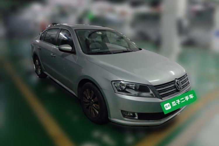 Used Volkswagen Lavida 2013 Revised Version 1.4 TSI DSG Comfort Edition Front Right 45 Deg