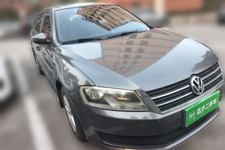 Used Volkswagen Lavida 2013 Revised Classic 1.6L Manual Fashion Edition Front Right 45 Deg