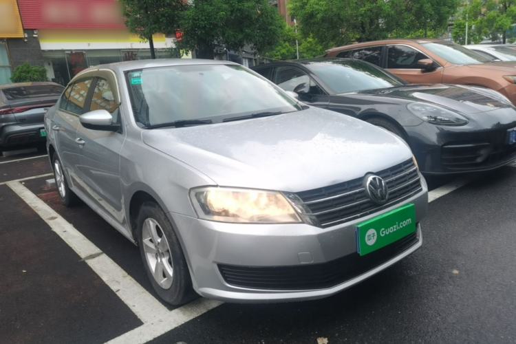 Used Volkswagen Lavida 2013 Revised Classic 1.6L Automatic Fashion Edition Front Right 45 Deg