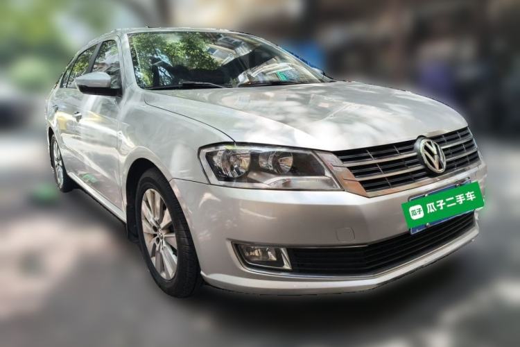 Used Volkswagen Lavida 2013 Revised Version 1.4 TSI Manual Comfort Edition Front Right 45 Deg
