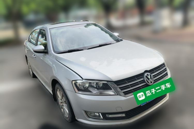 Used Volkswagen Lavida 2013 Revised Version 1.4 TSI Manual Comfort Edition Front Right 45 Deg