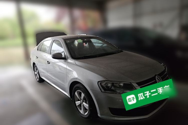 Used Volkswagen Lavida 2013 Revised Classic 1.6L Manual Fashion Edition Front Right 45 Deg