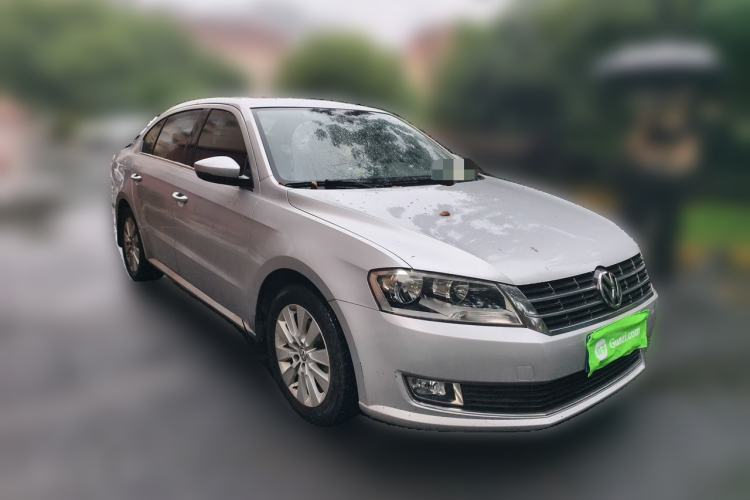 Used Volkswagen Lavida 2013 Restyled Classic 1.6L Automatic Comfort Edition Front Right 45 Deg