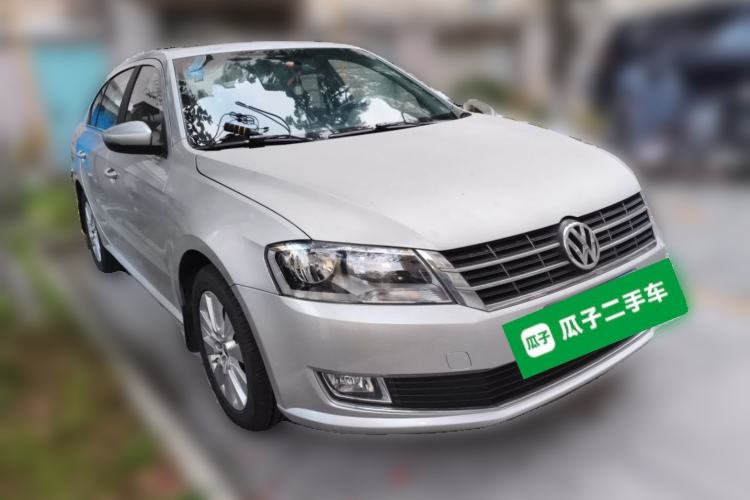Used Volkswagen Lavida 2013 Restyled Classic 1.6L Automatic Comfort Edition Front Right 45 Deg