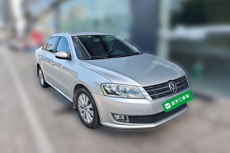 Used Volkswagen Lavida 2013 Restyled Classic 1.6L Automatic Comfort Edition Front Right 45 Deg
