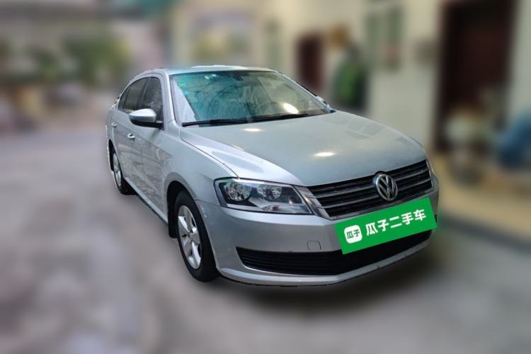 Used Volkswagen Lavida 2013 Revised Classic 1.6L Automatic Fashion Edition Front Right 45 Deg
