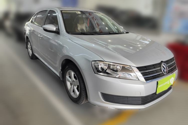 Used Volkswagen Lavida 2013 Revised Classic 1.6L Automatic Fashion Edition Front Right 45 Deg