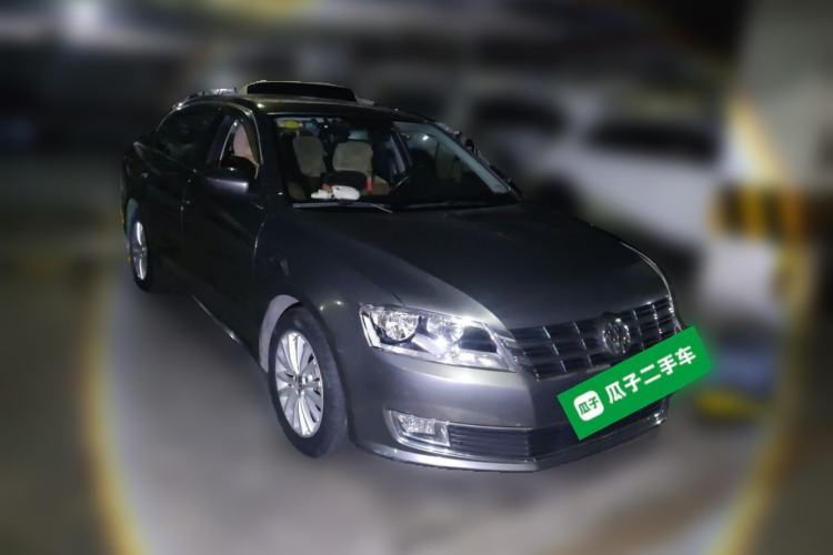 Used Volkswagen Lavida 2013 1.6L Automatic Luxury Edition Front Right 45 Deg