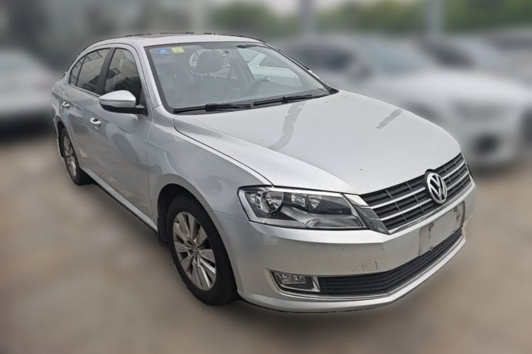 Used Volkswagen Lavida 2013 1.6L Automatic Comfort Edition Front Right 45 Deg