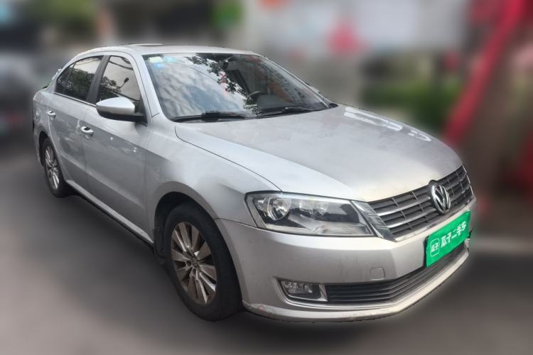 Used Volkswagen Lavida 2013 1.4TSI Manual Comfort Edition Front Right 45 Deg