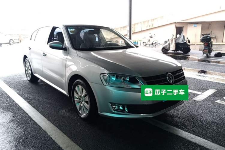 Used Volkswagen Lavida 2013 Restyled Classic 1.6L Automatic Comfort Edition Front Right 45 Deg