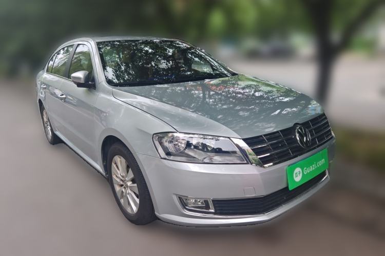 Used Volkswagen Lavida 2013 1.6L Automatic Comfort Edition Front Right 45 Deg