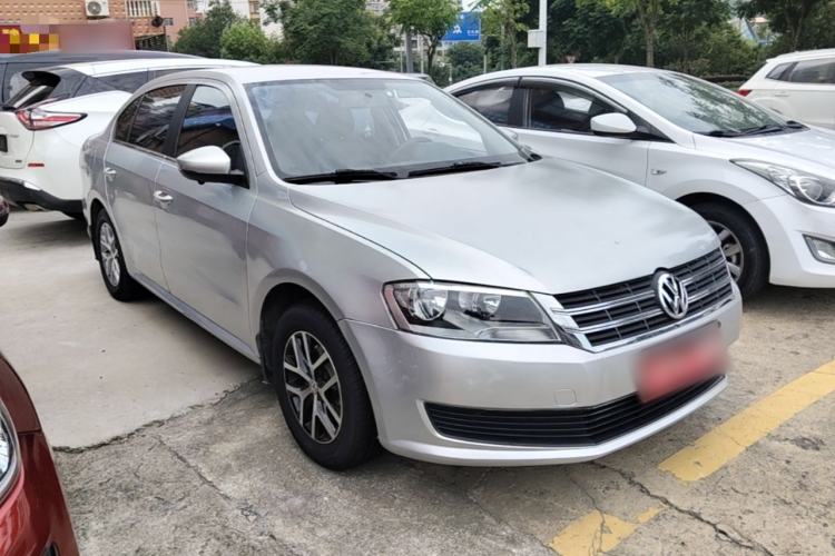 Used Volkswagen Lavida 2013 Revised Classic 1.6L Automatic Fashion Edition Front Right 45 Deg