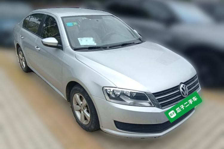 Used Volkswagen Lavida 2013 Revised Classic 1.6L Automatic Fashion Edition Front Right 45 Deg