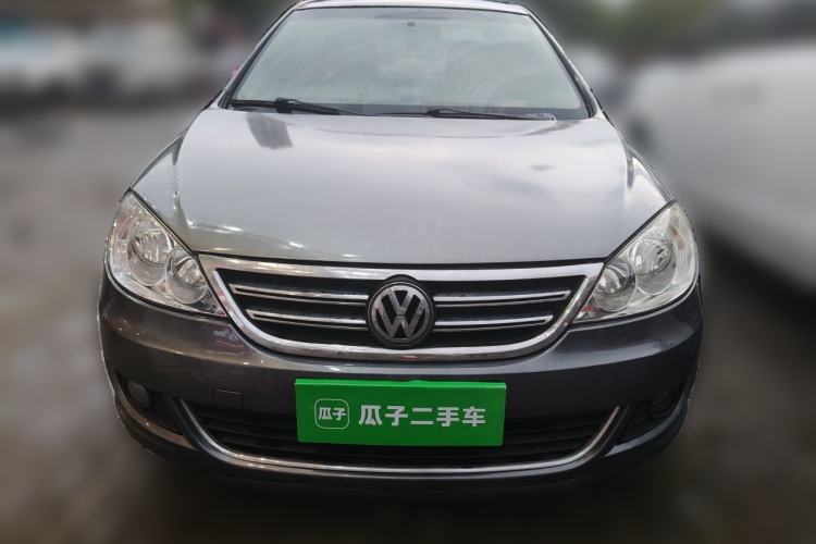 Used Volkswagen Lavida 2013 Classic 1.6L Automatic Fashion Edition Front