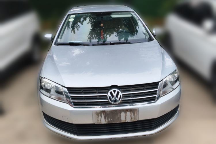 Used Volkswagen Lavida 2013 Revised Classic 1.6L Automatic Fashion Edition Front