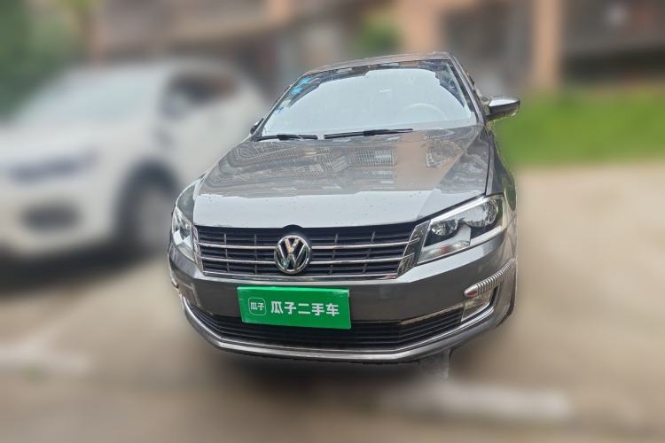 Used Volkswagen Lavida 2013 Restyled Classic 1.6L Manual Comfort Edition Front