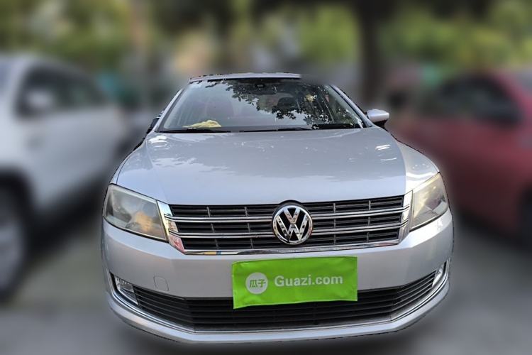 Used Volkswagen Lavida 2013 1.6L Automatic Luxury Edition Front