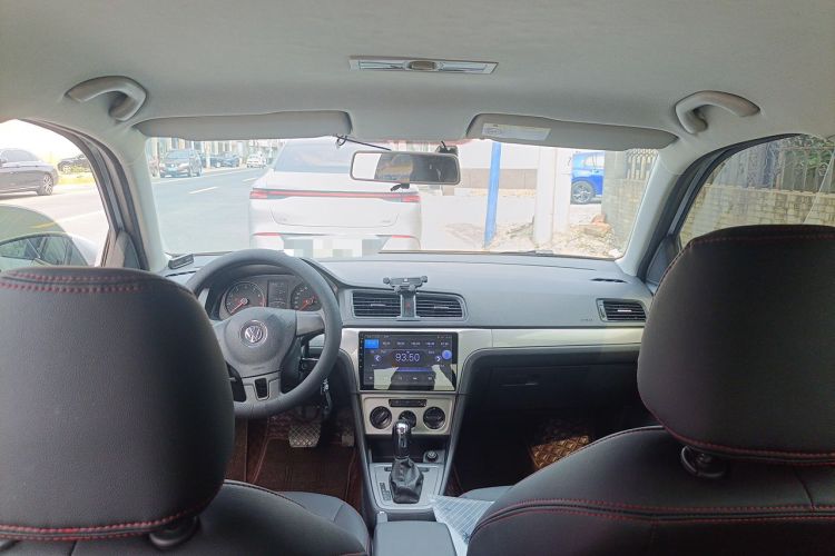 Used Volkswagen Lavida 2013 Revised Classic 1.6L Automatic Fashion Edition Headliner