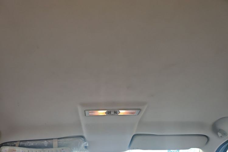 Used Volkswagen Lavida 2013 Classic 1.6L Manual Fashion Edition Headliner