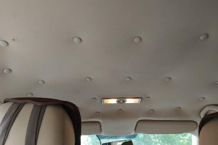 Used Volkswagen Lavida 2013 Classic 1.6L Manual Fashion Edition Headliner