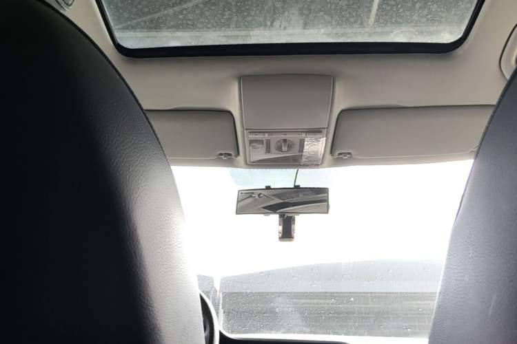 Used Volkswagen Lavida 2013 1.4TSI DSG Comfort Edition Headliner